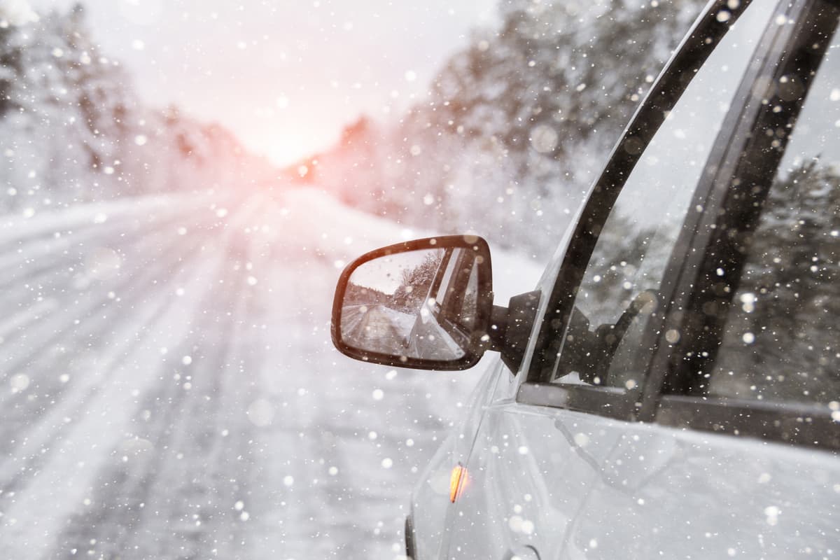 Driven Brands, a leader of automotive services, provides tips about driving in the winter.